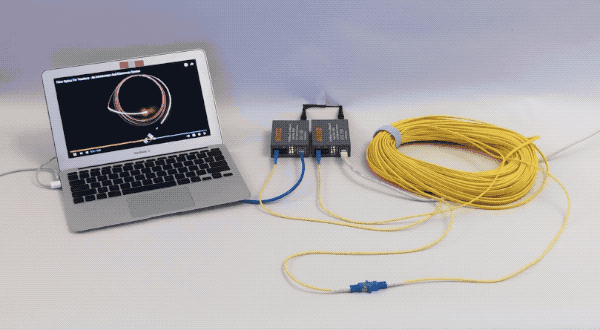 Bidirectional fiber optic link